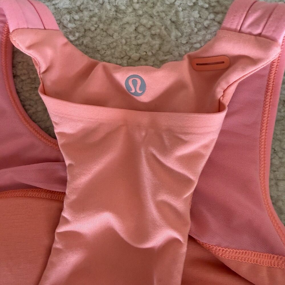 Lululemon Halter Tank Scoop Neck Workout Yoga Built in Bra Top Peach Coral Sz 4 - Picture 7 of 8